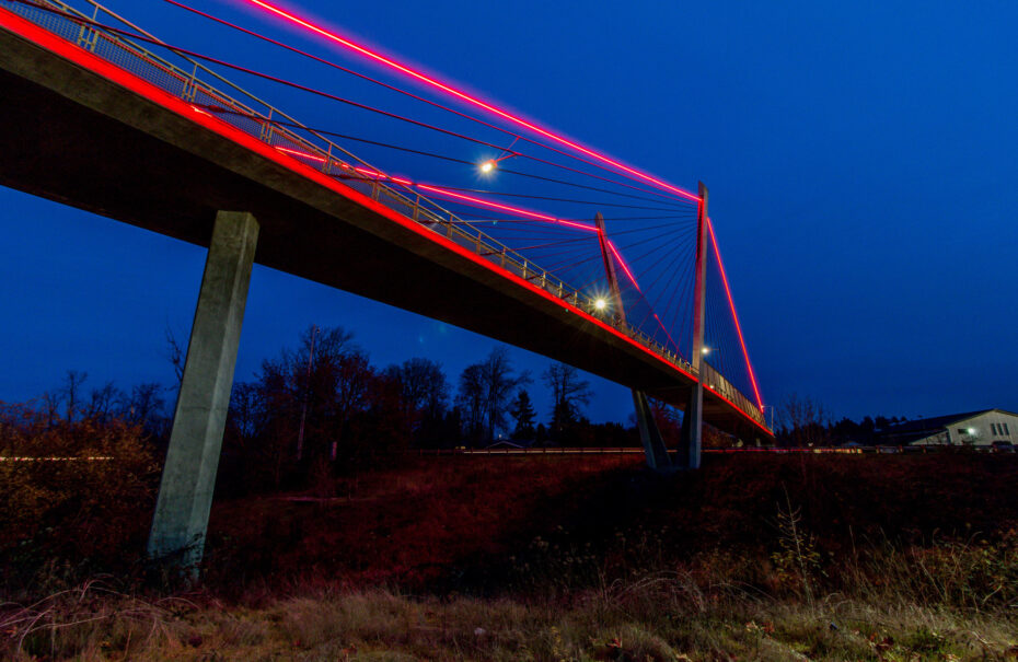 picture Delta Ponds Bridge 2