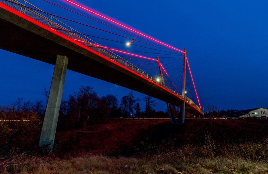 picture Delta Ponds Bridge 2