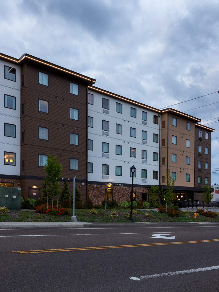 picture Staybridge Suites Hillsboro Orenco Station 04